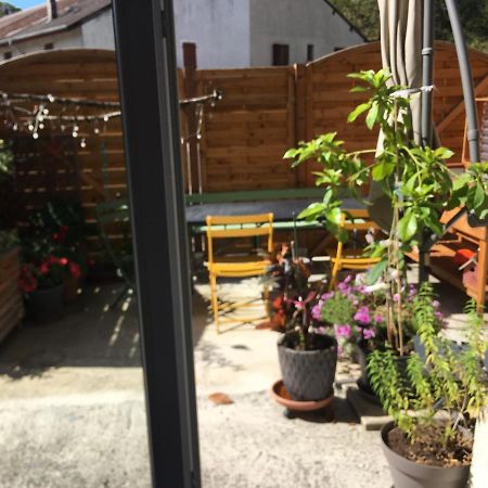 Plein Pied Village Montrond  Екстер'єр фото
